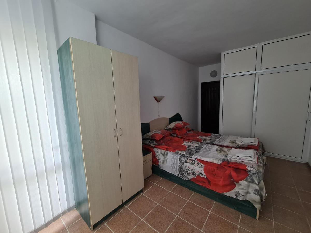 Hotel Rai Obrochishte Экстерьер фото